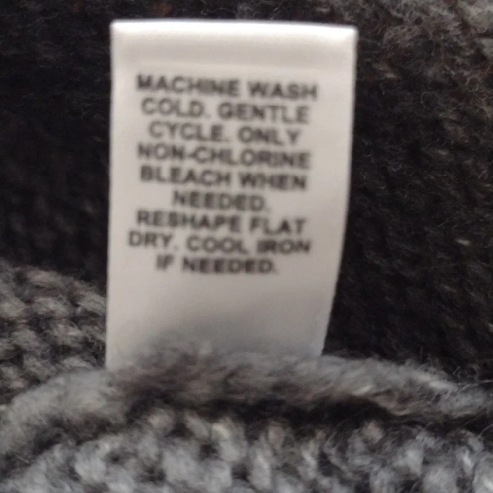 Cato Sweater - Picture 4 of 7